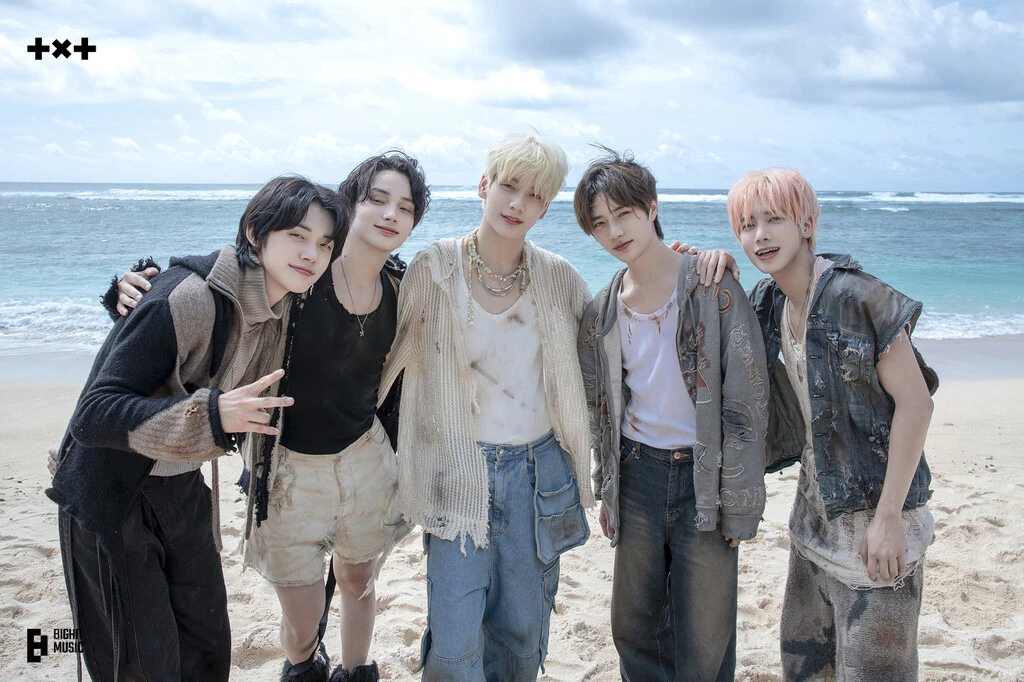 Deretan Foto Ganteng TXT Di Bali Untuk MV Sugar Rush Ride