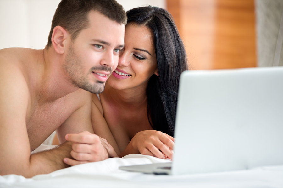 Ini yang Ada di Pikiran Pria Saat Menikmati Video Porno