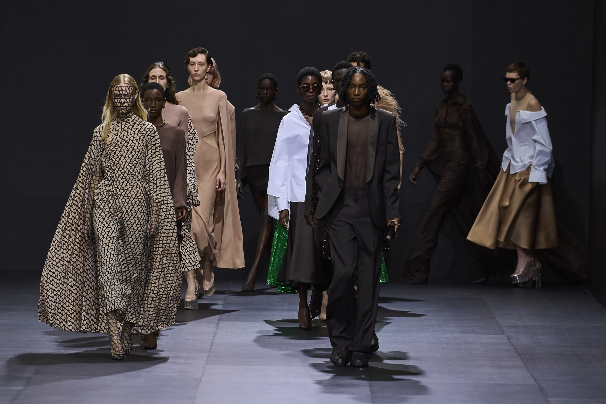 5 Tren Fashion dari Paris Fashion Week Spring/Summer 2023