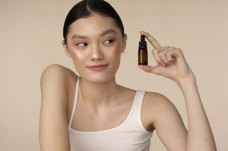 Buat Tampilan Kulit Awet Muda Ini 5 Serum Yang Cocok Untuk Anti Aging