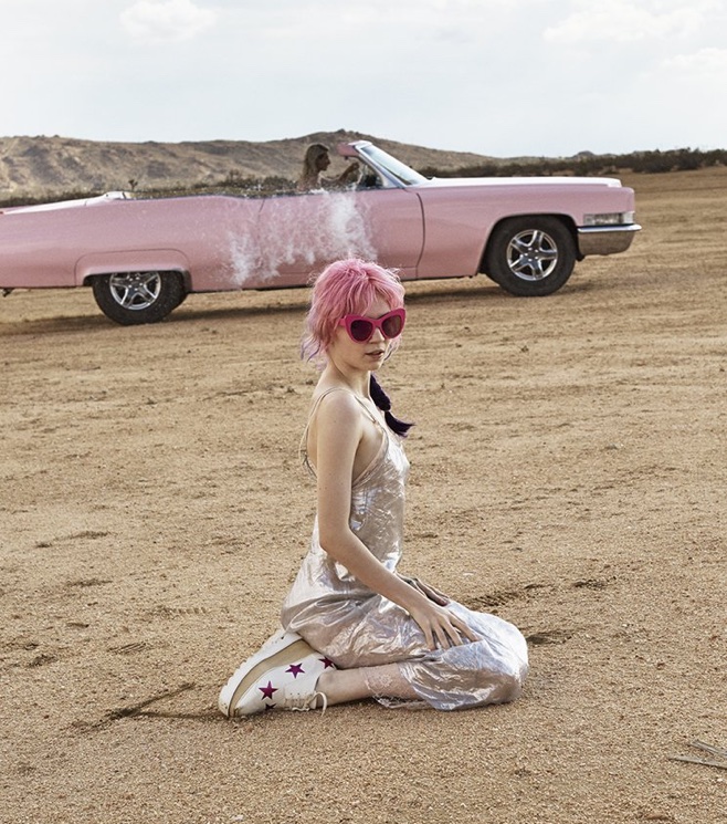 Grimes untuk Stella McCartney!
