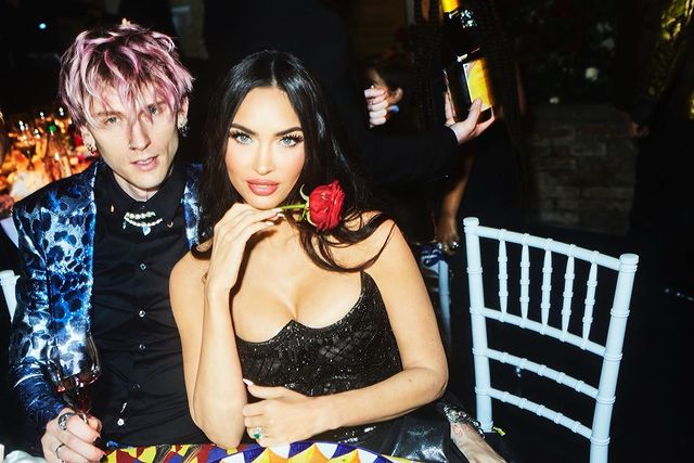 5 Gaya Stylish Megan Fox dan Machine Gun Kelly