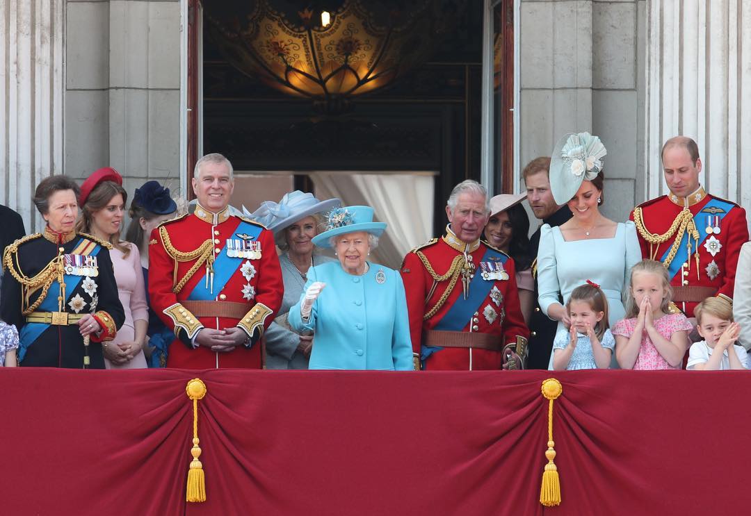 9 Fakta Mengejutkan Tentang Keluarga Kerajaan Inggris
