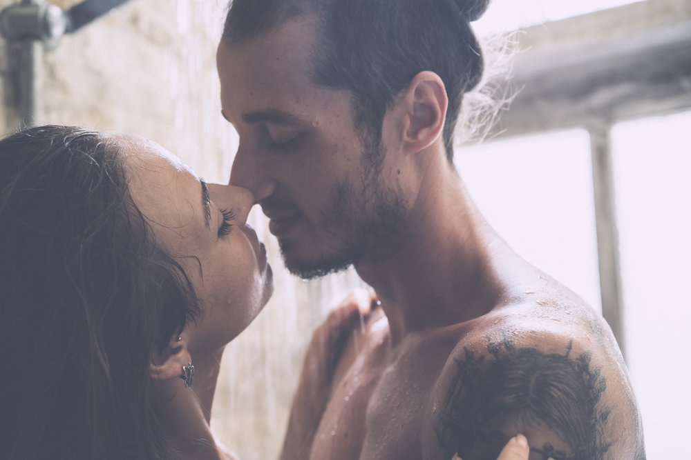 Panduan Untuk Pasangan yang Ingin Coba Shower Sex