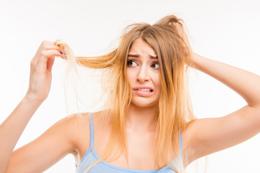 8 Cara Memakai Dry Shampoo Yang Salah!