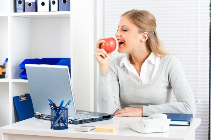 Tip Hidup Sehat Saat di Kantor