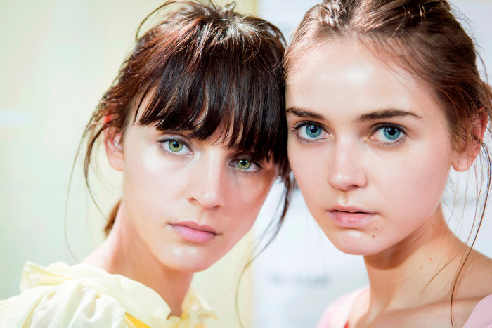 6 Langkah Meraih Flawless Skin Ala Model Runway 