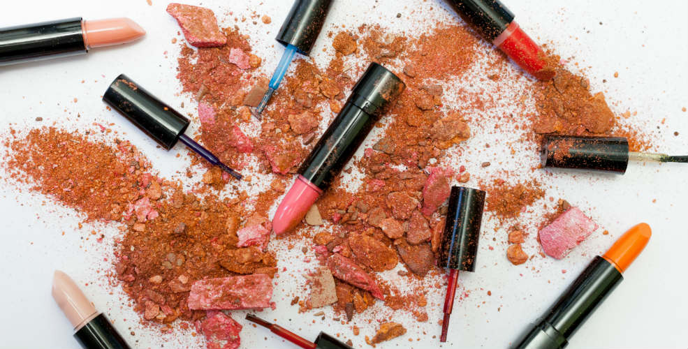 Cara Merawat Produk Kosmetik Tetap Higienis