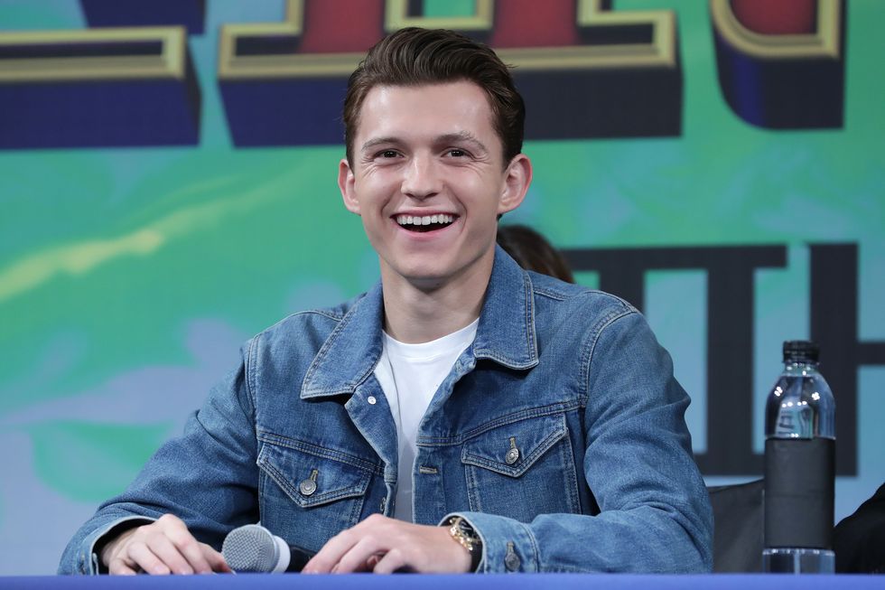 Tom Holland dan Kekasih Misteriusnya Dikabarkan Putus