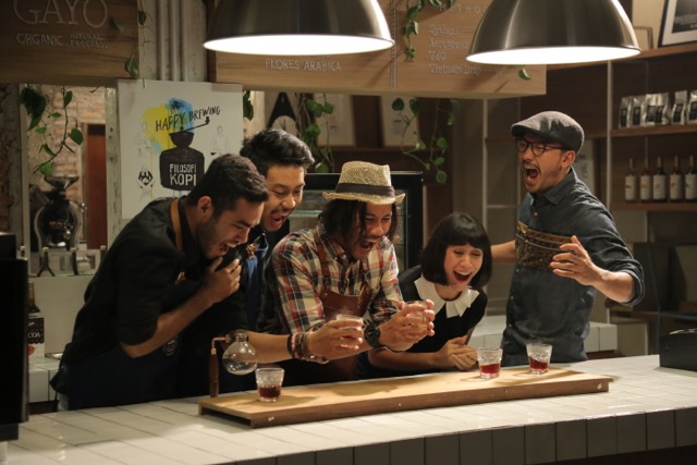 Filosofi Kopi: Persahabatan Dalam Segelas Kopi