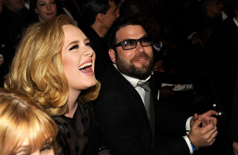 Setelah 7 Tahun Menjalin Hubungan, Adele Berpisah dari Suami
