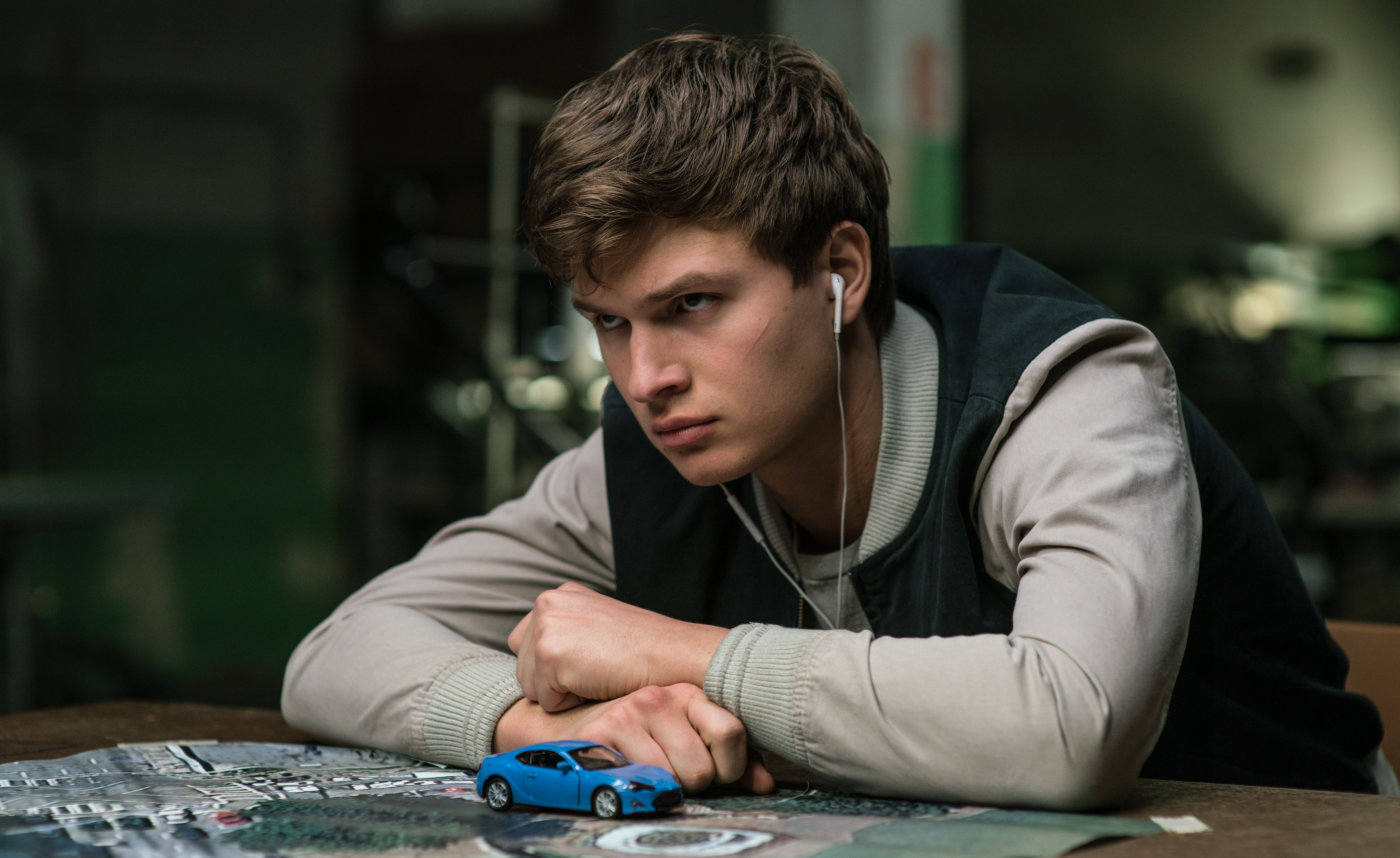 Semua yang Perlu Kamu Tahu Soal Tuduhan Skandal Ansel Elgort