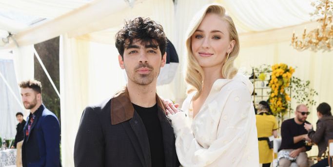 Arti Nama Anak Sophie Turner dan Joe Jonas Sangat Imut!