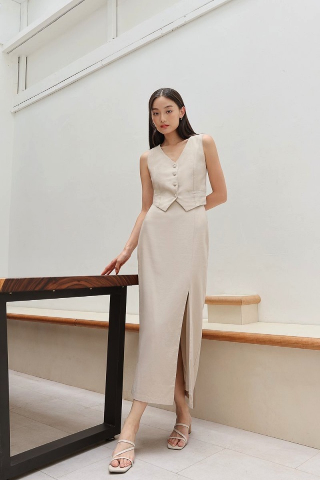 Model Rok untuk Pinggul Besar