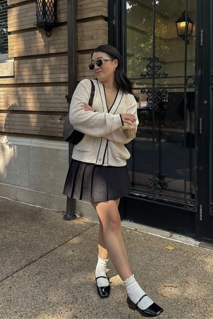 Preppy look with cardigan