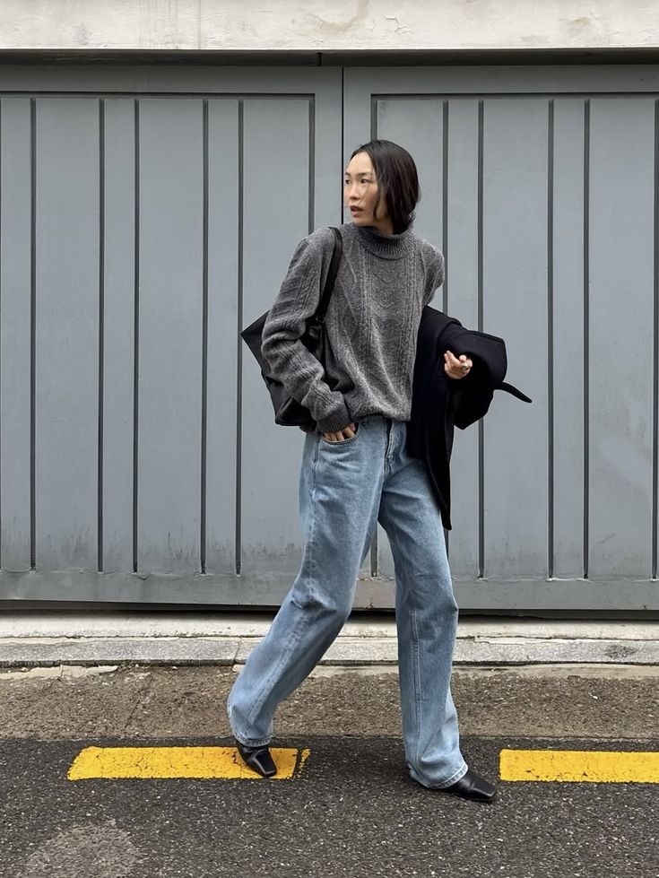Tips Styling Baju Turtleneck