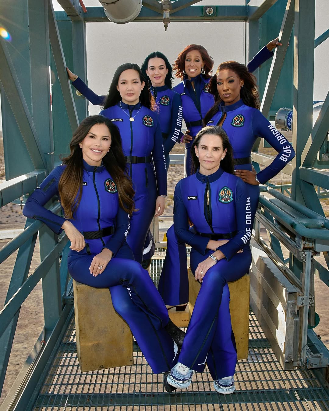 Baju astronot Katy Perry di misi Blue Origin