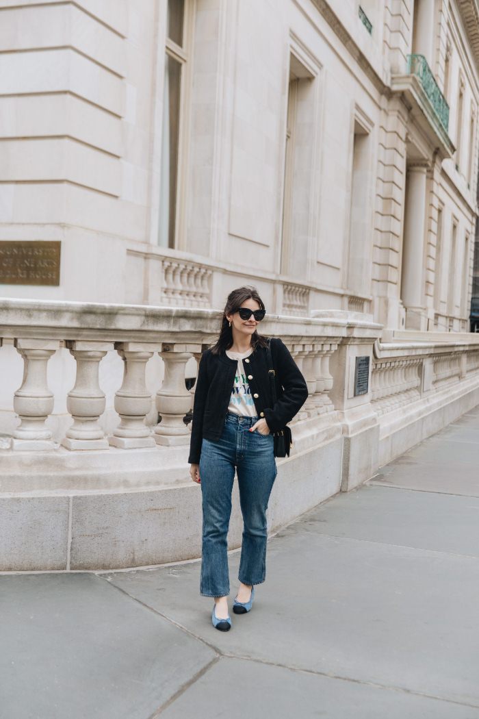 Perbedaan Flat Shoes Balerina dan Mary Jane untuk Gaya Feminin