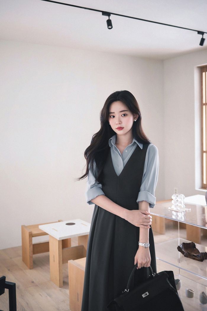 Kemeja dan sleeveless dress
