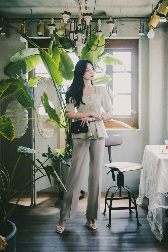 Peplum Top dan Formal Long Pants