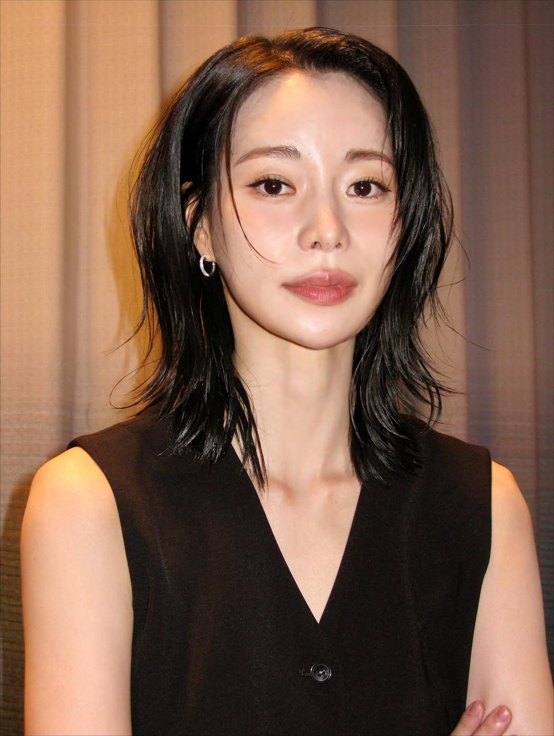 Gaya makeup elegan ala Lim Ji Yeon