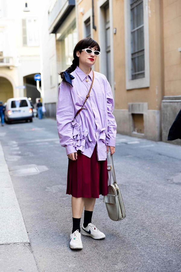 Deretan Warna yang Cocok dengan Lilac untuk Mix and Match Outfit Kamu