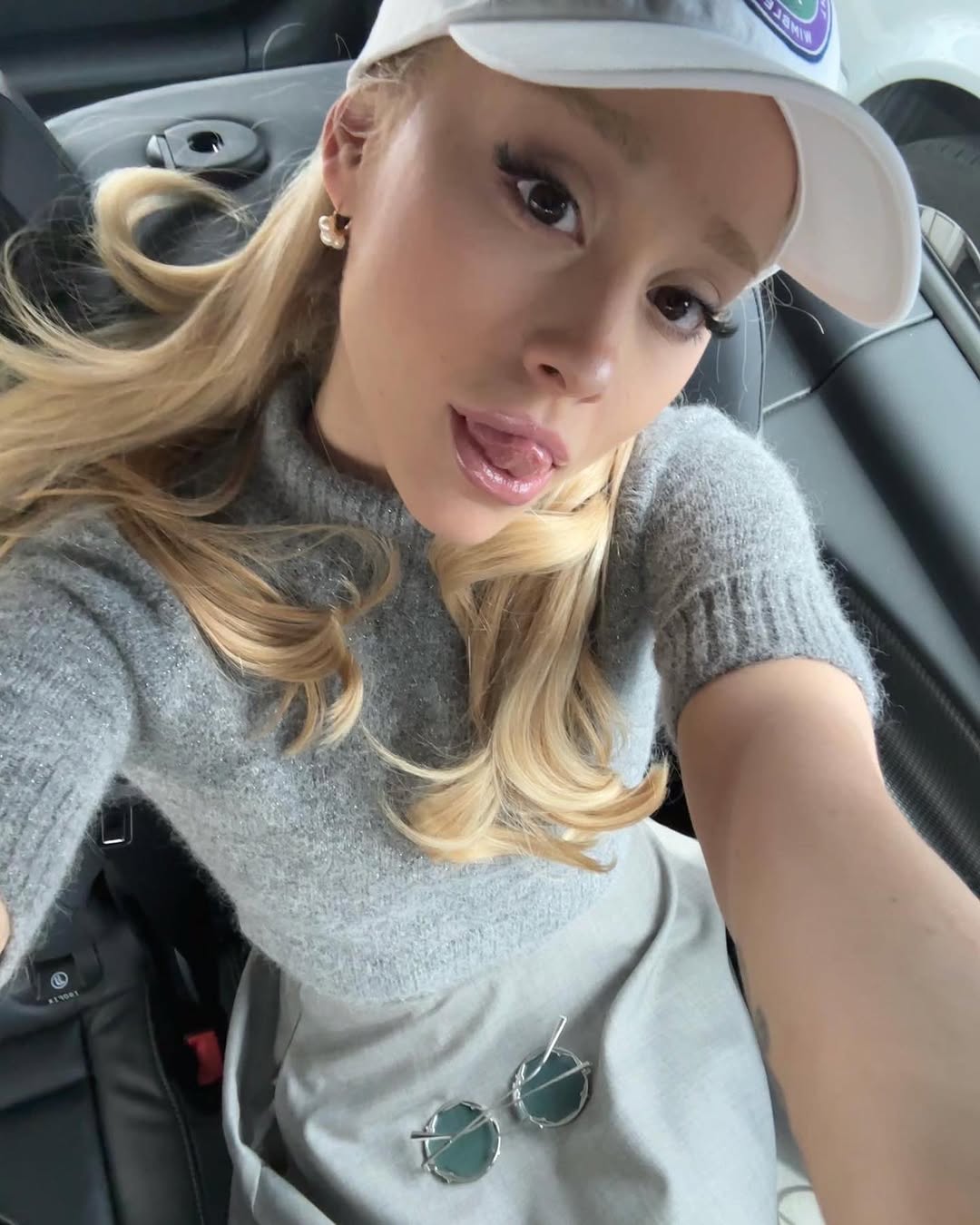 Long eyelashes