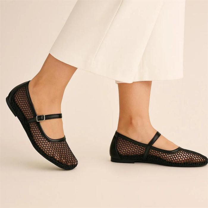 Perbedaan Flat Shoes Balerina dan Mary Jane untuk Gaya Feminin