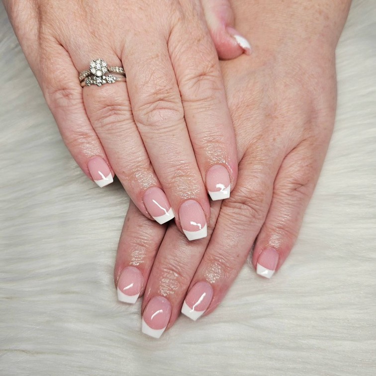 Maroon Simple Nail Art for Weddings