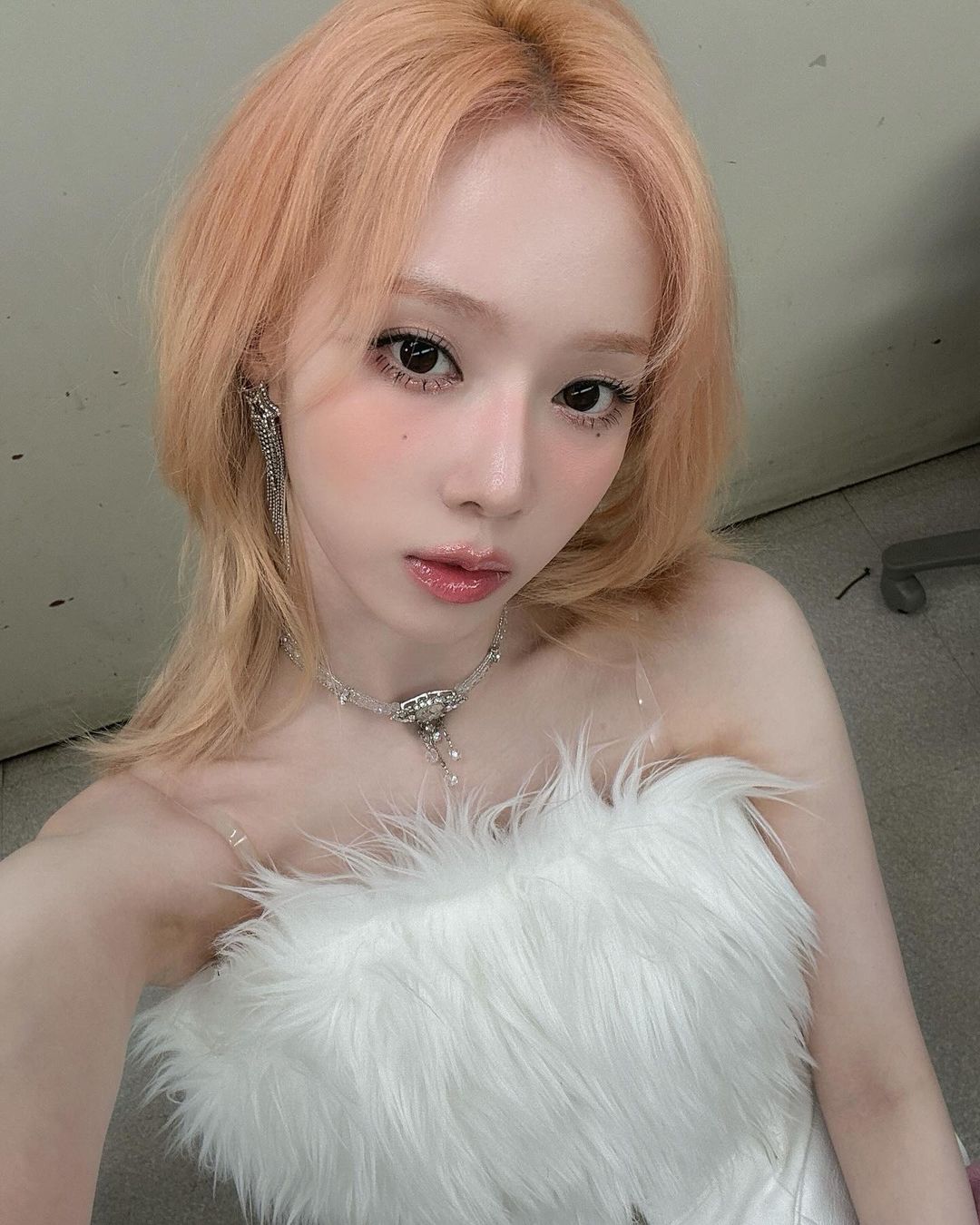 Natural Eyebrow ala Winter Aespa