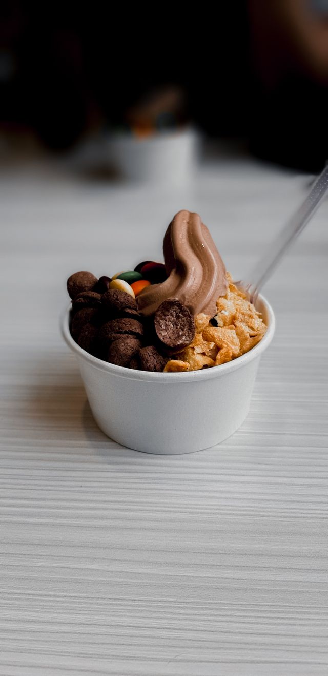 Frozen yoghurt