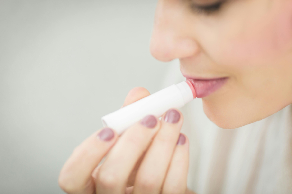 Tidak memakai lip balm