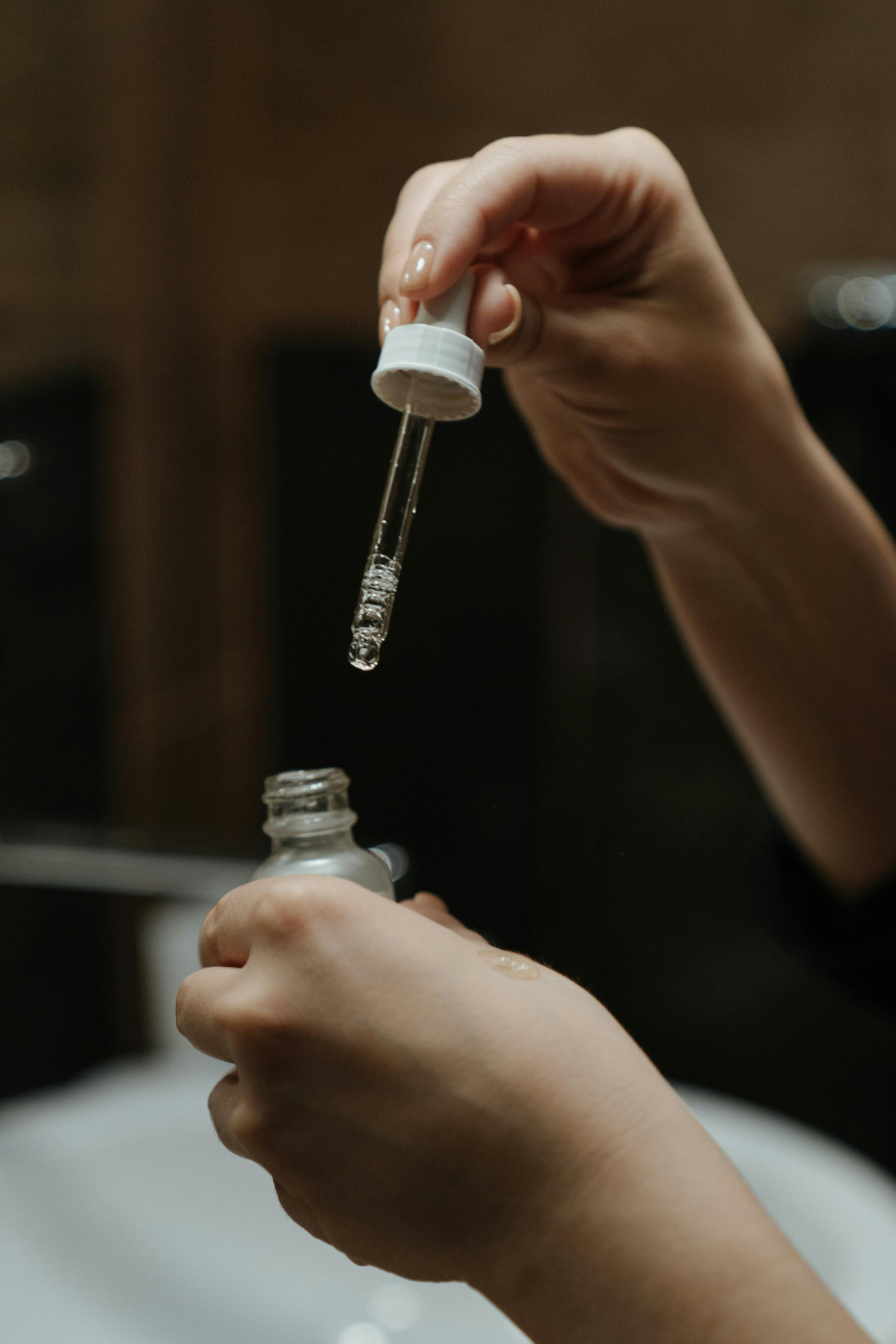 Skincare dengan kandungan untuk mencerahkan