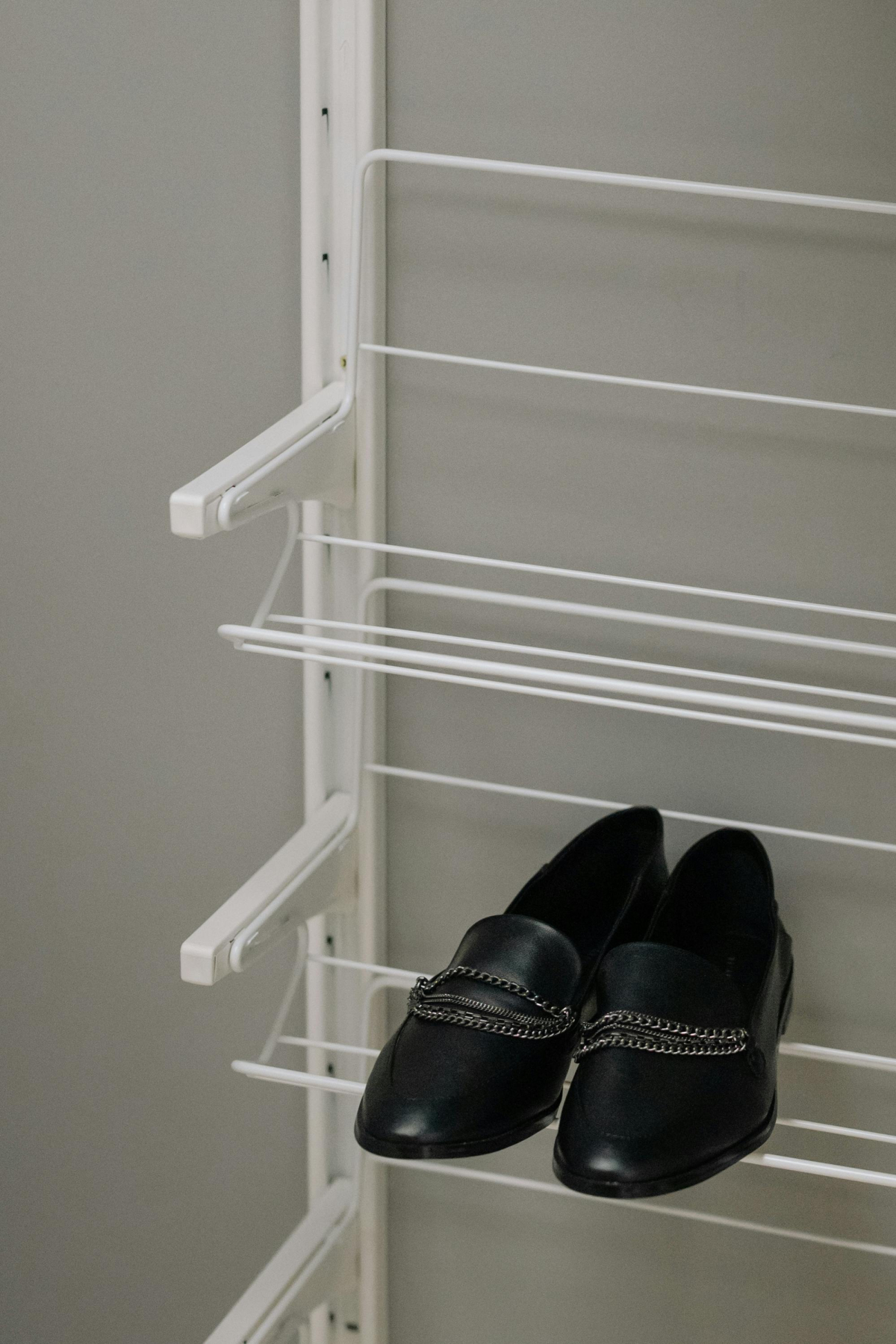 Cara merawat sepatu yang tepat