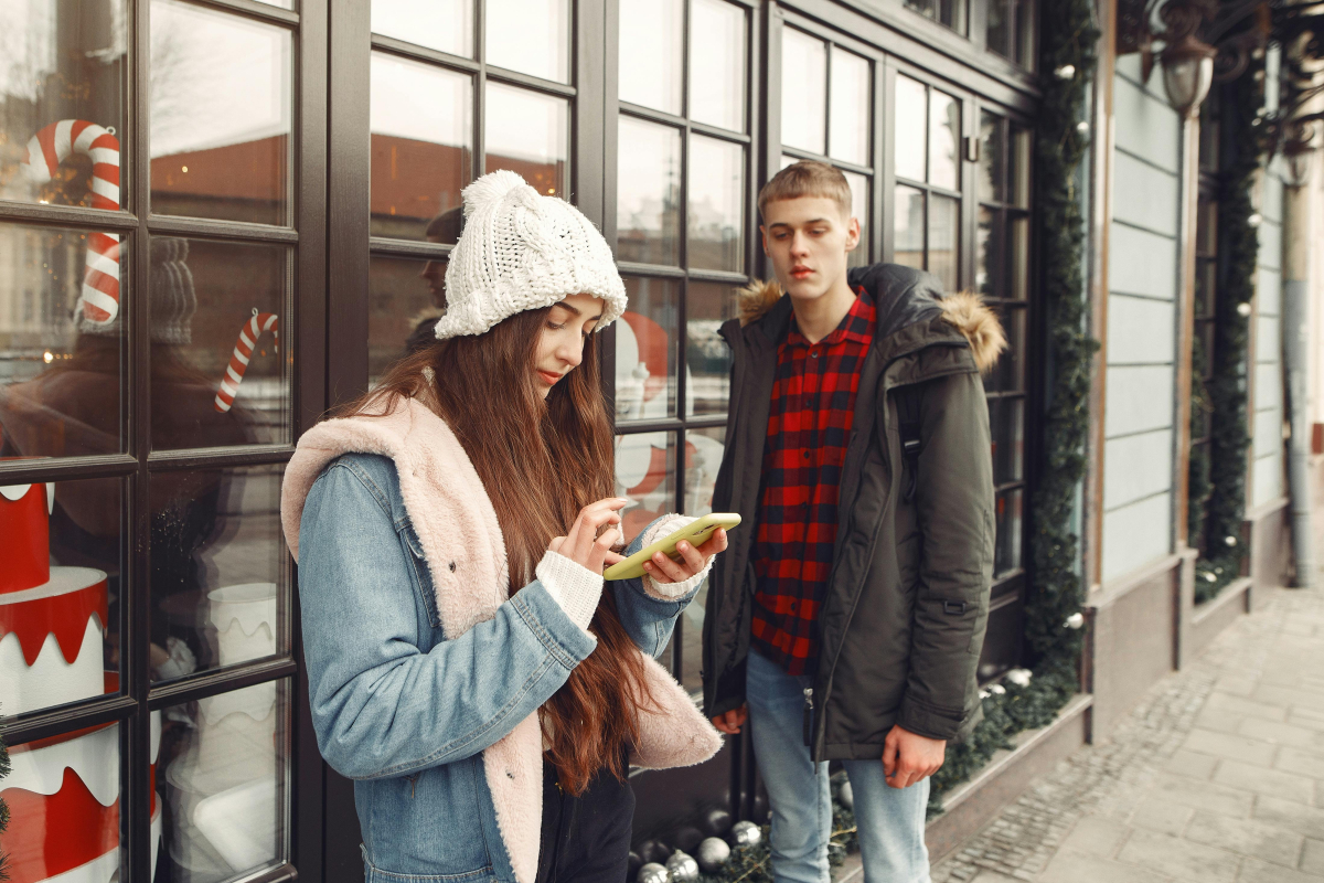 Ciri-Ciri Mantan Mau Balikan Tapi Gengsi