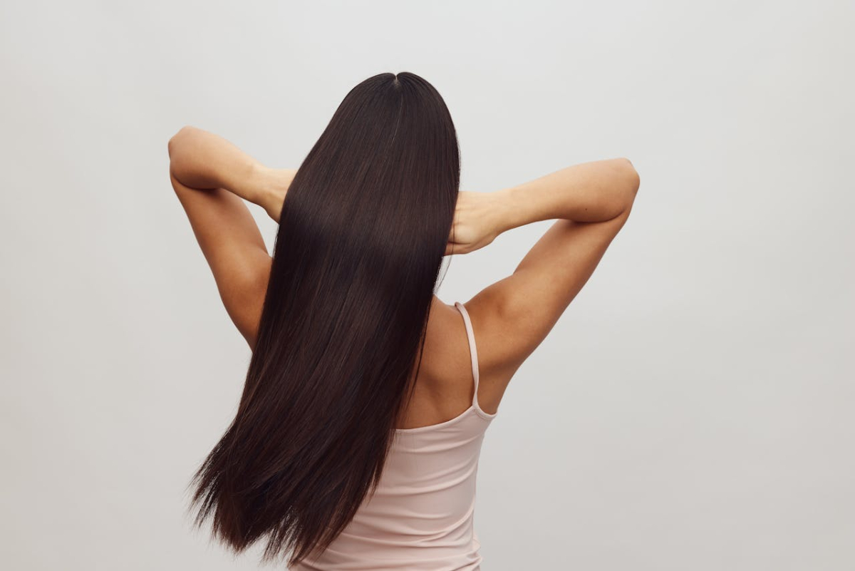 Cara membuat rambut berkilau