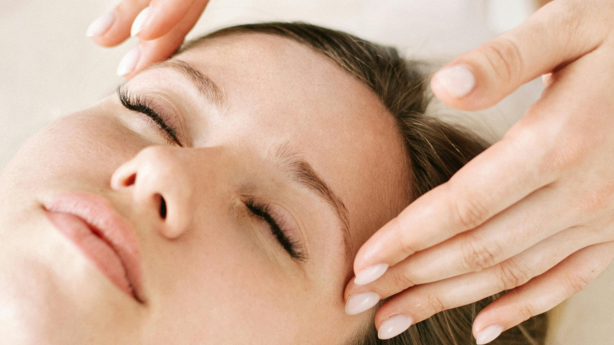 Cara alami memanjangkan bulu mata