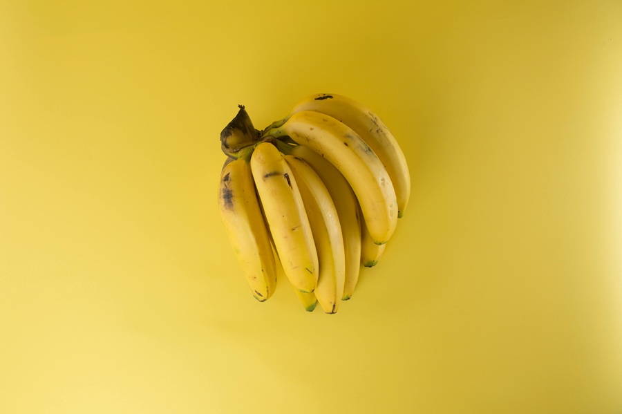 Buah yang melancarkan buang air besar