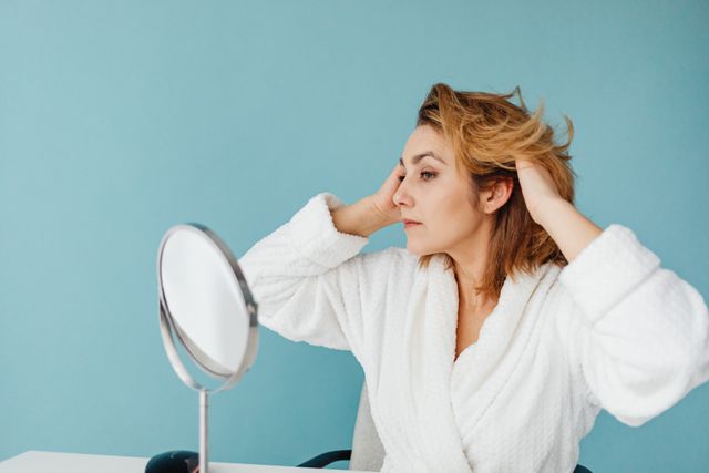 Cara agar rambut tipis terlihat lebih tebal