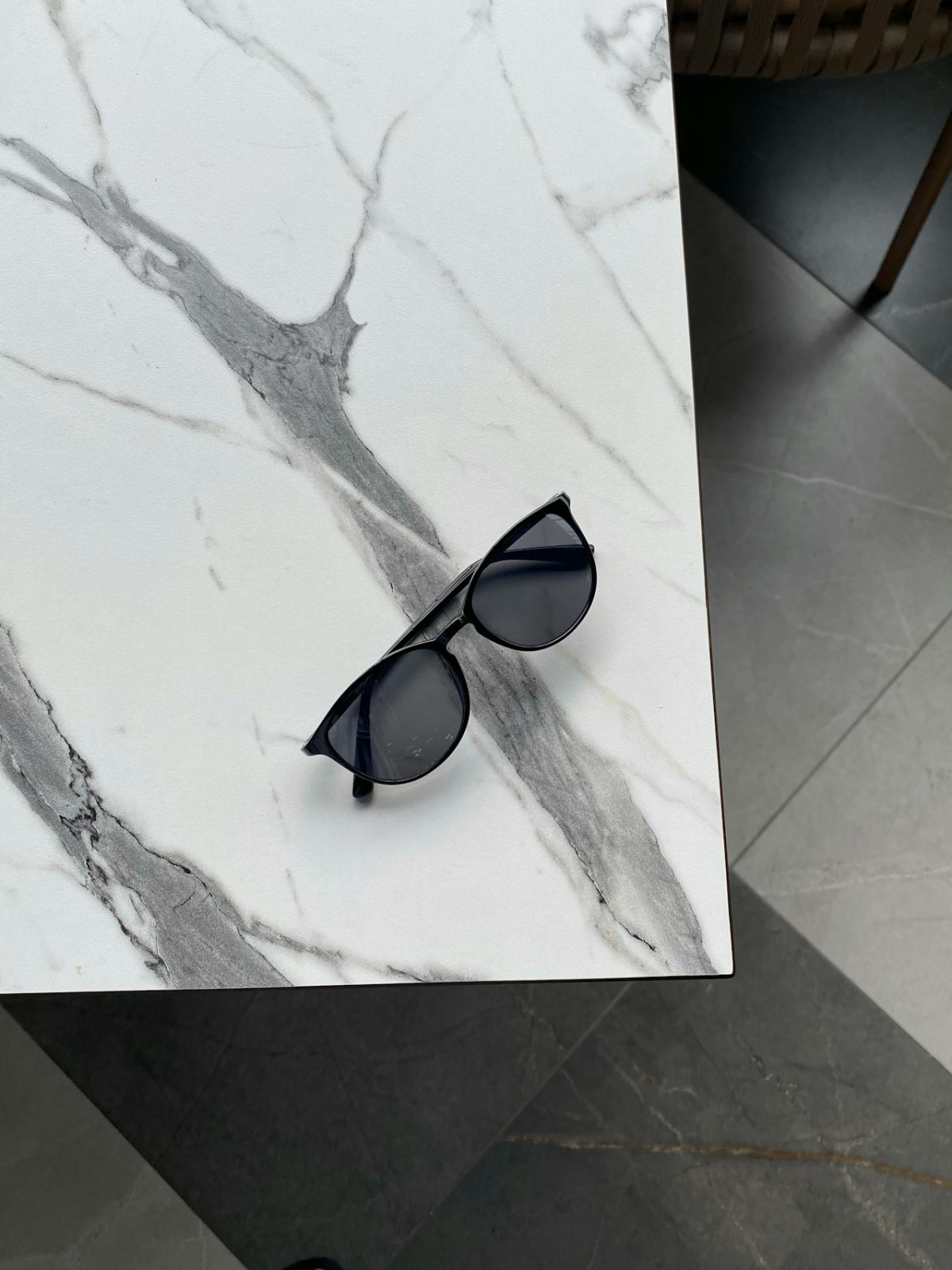 Tips memilih sunglasses sesuai bentuk wajah