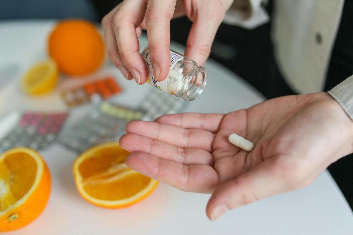Suplemen multivitamin untuk rambut rontok