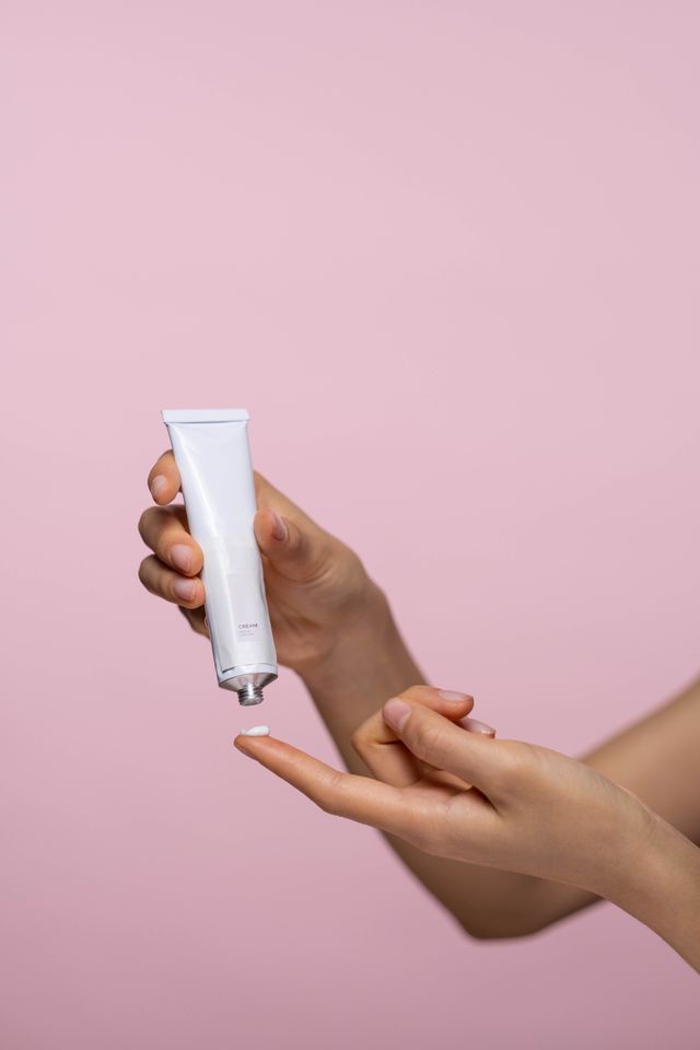 Apa itu tretinoin dan manfaatnya untuk jerawat