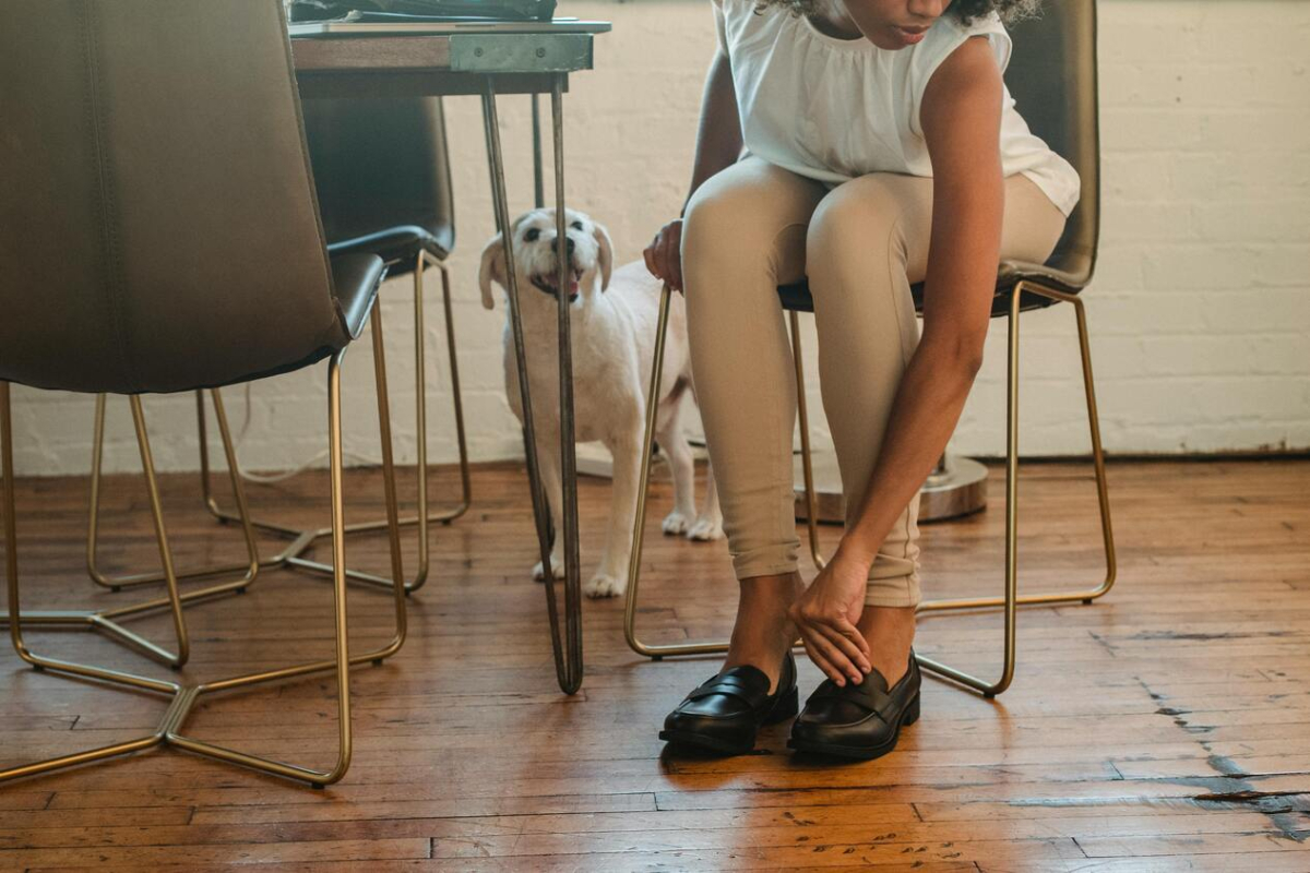 Jenis sepatu paling cocok buat kerja
