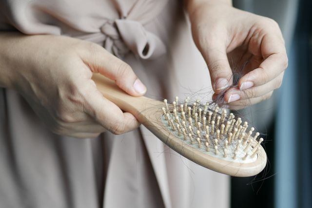 Tips mencuci sisir yang tepat
