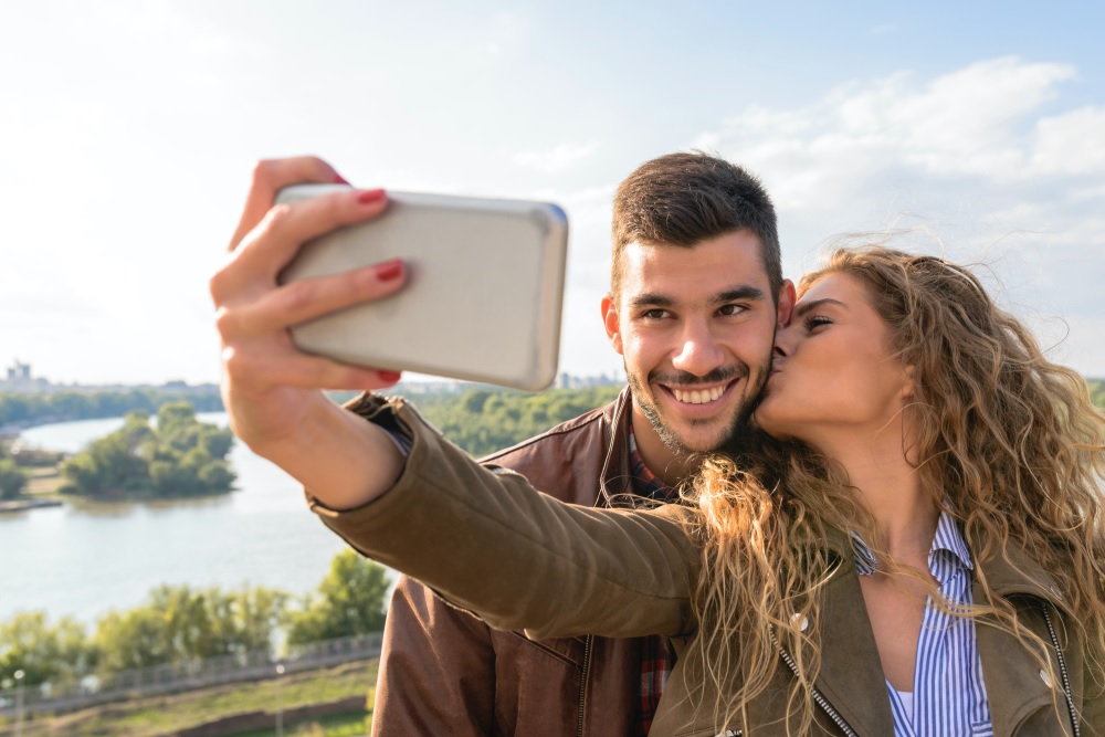 couple travel