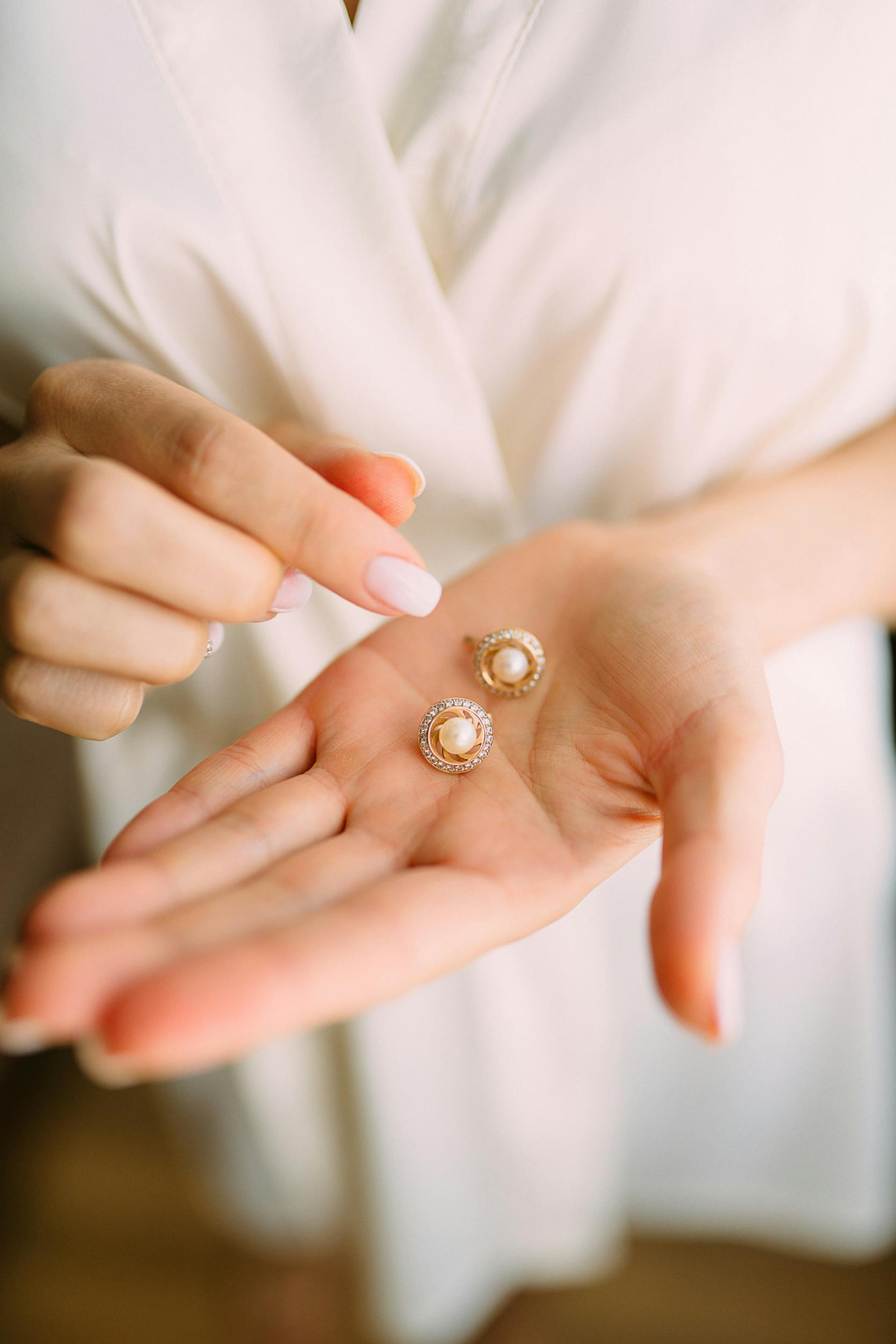 Lap perhiasan pearl setelah habis dipakai
