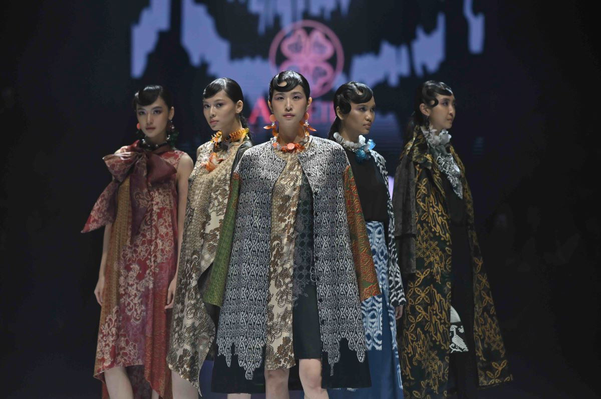 Alleira Plaza Indonesia Fashion Week