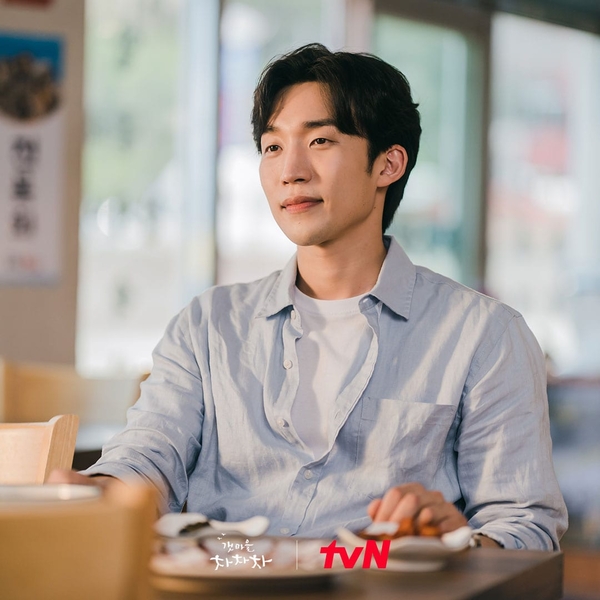 Ji Sang Hyeon (Lee Sang Yi) di Hometown Cha Cha Cha