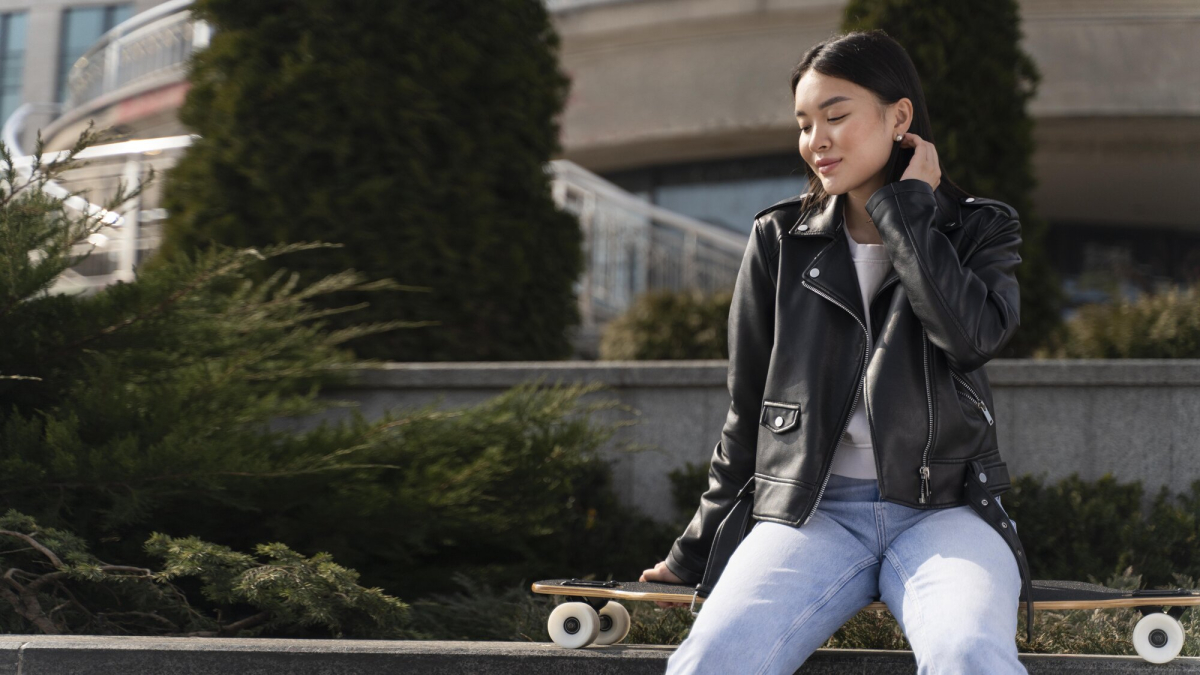 Cara menyimpan jaket kulit