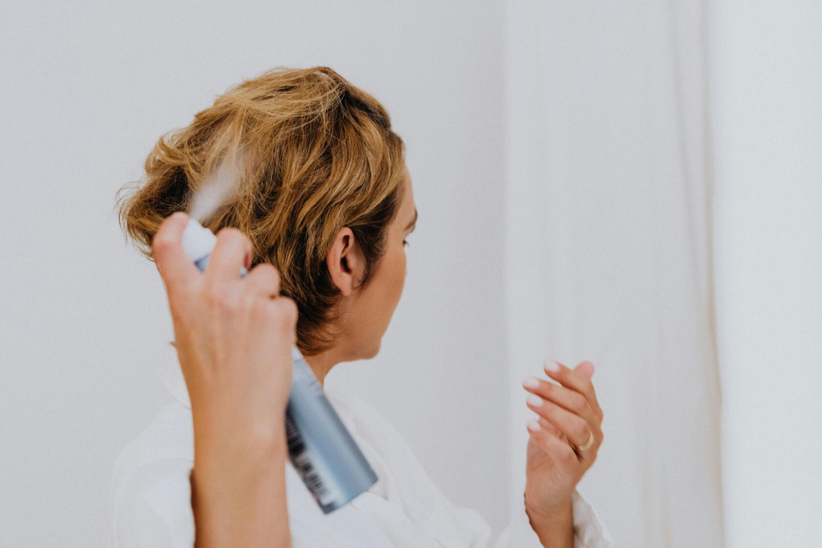 Produk rambut yang keras